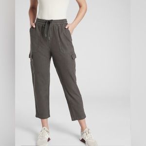Athleta Farallon Cargo Crop